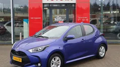 Gebruikt 2024 Toyota Yaris Hybrid Active Hatchback | € 23.700 (Eerlijke prijs)