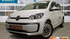 Gebruikt 2022 VW up! Hatchback | € 13.350 (Eerlijke prijs)