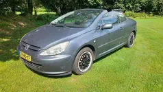 Grijs Gebruikt 2004 Peugeot 307 CC Cabriolet | € 2.990 (Eerlijke prijs)