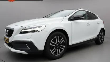 Occasion Volvo V40 154 PK (113 kW) 2017 Hatchback