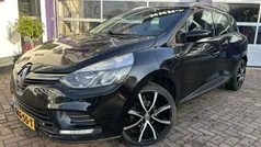 Zwart, metallic lak Gebruikt 2017 Renault Clio GrandTour Stationwagen | € 7.998 (Eerlijke prijs)
