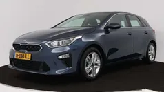 Blauw metallic Gebruikt 2020 Kia Ceed Hatchback | € 15.940 (Eerlijke prijs)