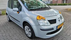 Grijs Gebruikt 2005 Renault Modus Authentique MPV | € 1.999 (Eerlijke prijs)