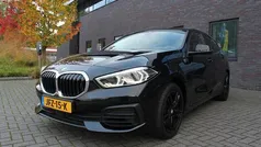 Zwart Gebruikt 2020 BMW 118 Executive Hatchback | € 20.999 (Goede deal)