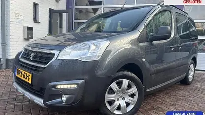 Occasion Peugeot Partner Tepee Active 110 PK (80 kW) 2017 Grijs, metallic lak MPV