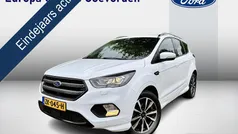 Wit Gebruikt 2018 Ford Kuga ST-Line SUV | € 16.745 (Eerlijke prijs)