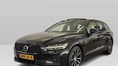 Zwart Gebruikt 2024 Volvo V60 Plus Stationwagen | € 40.935 (Eerlijke prijs)