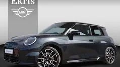Grijs Gebruikt 2024 Mini Cooper SE Comfort Hatchback | € 35.950 (Eerlijke prijs)