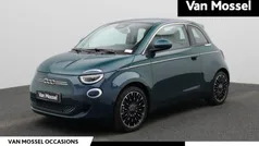 Groen Gebruikt 2023 Fiat 500e La Prima Hatchback | € 23.900 (Eerlijke prijs)
