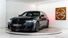 Grijs Gebruikt 2022 BMW 530e Executive Sedan | € 41.980 (Eerlijke prijs)