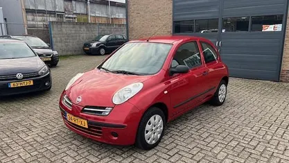 Rood Gebruikt 2005 Nissan Micra Visia Hatchback | € 1.690 (Eerlijke prijs)