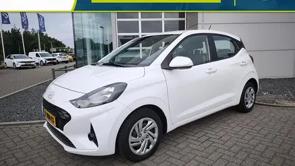 Occasion 2024 Hyundai i10 Comfort Hatchback | € 15.785 (Eerlijke prijs)