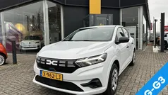 Gebruikt 2023 Dacia Sandero Essentiel Hatchback | € 14.640 (Super prijs)