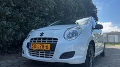 Wit, metallic lak Gebruikt 2010 Suzuki Alto Comfort+ Hatchback | € 3.750 (Eerlijke prijs)
