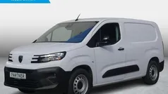 Icy white Nieuw 2025 Peugeot E-Partner MPV | € 28.995 (Eerlijke prijs)
