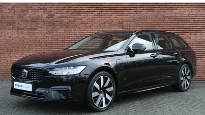 Occasion Volvo V90 Ultra 350 PK (257 kW) 2024 Zwart Stationwagen