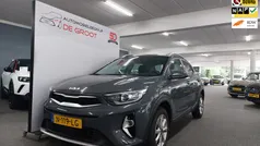 Grijs Gebruikt 2021 Kia Stonic SUV | € 16.950 (Goede deal)