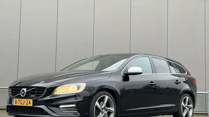 Gebruikt 2014 Volvo V60 R-Design Stationwagen | € 6.750 (Eerlijke prijs)