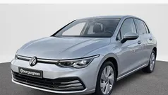 Grijs Gebruikt 2022 VW Golf VIII Style Hatchback | € 28.700 (Eerlijke prijs)