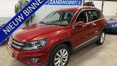 Rood Gebruikt 2011 VW Tiguan Sport SUV | € 10.995 (Eerlijke prijs)