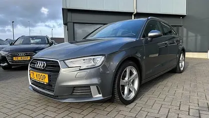 Occasion Audi A3 Sportback Design 116 PK (85 kW) 2019 Grijs Hatchback