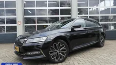 Zwart Gebruikt 2020 Skoda Superb LAURIN & KLEMENT Stationwagen | € 23.950 (Eerlijke prijs)