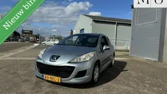 Blauw Gebruikt 2010 Peugeot 207 Hatchback | € 1.650 (Eerlijke prijs)