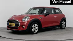 Gebruikt 2019 Mini ONE Salt Hatchback | € 16.440 (Eerlijke prijs)