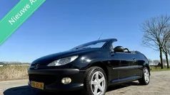 Zwart Gebruikt 2002 Peugeot 206 CC Cabriolet | € 1.750 (Eerlijke prijs)
