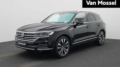 Zwart Gebruikt 2023 VW Touareg Atmosphere SUV | € 62.900 (Super prijs)