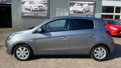Grijs, metallic lak Gebruikt 2015 Mitsubishi Space Star Hatchback | € 6.995 (Eerlijke prijs)