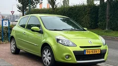 Gebruikt 2009 Renault Clio II Dynamique Hatchback | € 1.750 (Eerlijke prijs)