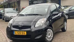 Zwart Gebruikt 2012 Toyota Yaris Hatchback | € 5.950 (Goede deal)