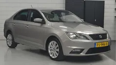 Bruin Gebruikt 2017 Seat Toledo CONNECT Hatchback | € 9.950 (Super prijs)
