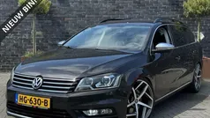 Bruin Gebruikt 2011 VW Passat Highline Stationwagen | € 5.995 (Eerlijke prijs)