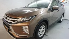 Bruin, metallic lak Gebruikt 2018 Mitsubishi Eclipse Cross SUV | € 17.950 (Eerlijke prijs)
