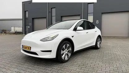Gebruikt 2022 Tesla Model Y Standard Range SUV | € 29.900 (Super prijs)