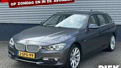 Grijs, metallic lak Gebruikt 2013 BMW 316 Executive Stationwagen | € 9.999 (Goede deal)