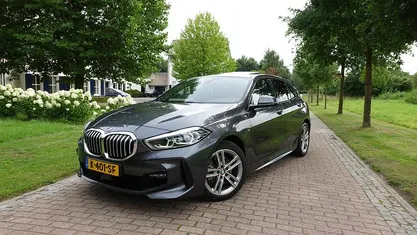 Occasion 2021 BMW 118 Executive Hatchback | € 23.750 (Eerlijke prijs)