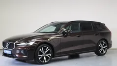 Gebruikt 2020 Volvo V60 R-Design Stationwagen | € 30.450 (Eerlijke prijs)