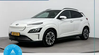 Wit Occasion 2022 Hyundai Kona SUV | € 23.900 (Eerlijke prijs)