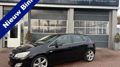 Occasion 2010 Opel Astra Cosmo Hatchback | € 5.950 (Eerlijke prijs)