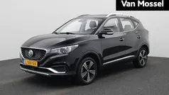 Zwart Gebruikt 2021 MG ZS Luxury Sedan | € 15.995 (Eerlijke prijs)