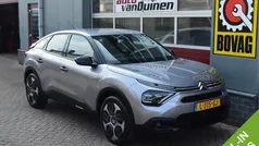 Grijs, metallic lak Gebruikt 2021 Citroën C4 Feel SUV | € 15.445 (Eerlijke prijs)