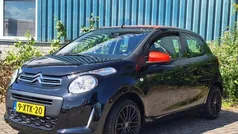 Zwart, metallic lak Gebruikt 2014 Citroën C1 Feel Hatchback | € 6.450 (Eerlijke prijs)