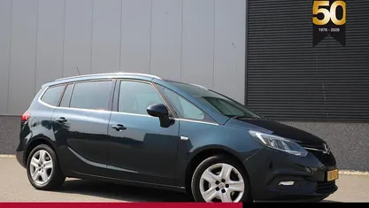 Groen Gebruikt 2018 Opel Zafira MPV | € 16.444 (Eerlijke prijs)