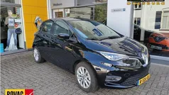 Zwart Gebruikt 2021 Renault Zoe Experience Hatchback | € 17.950 (Eerlijke prijs)