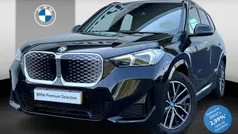 Zwart, metallic lak Gebruikt 2024 BMW iX1 Comfort Edition SUV | € 47.950 (Eerlijke prijs)