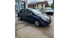 Grijs Gebruikt 2014 Opel Corsa Enjoy Sedan | € 5.500 (Eerlijke prijs)