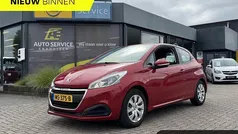 Rood Gebruikt 2017 Peugeot 208 Active Hatchback | € 8.750 (Eerlijke prijs)